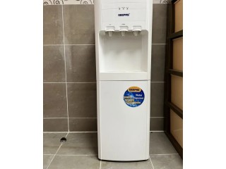 Geepas water cooler